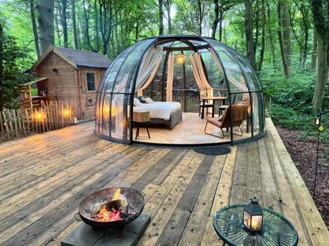 Le Dome De Namur - Une Nuit Insolite Dans Les Bois Esterno foto